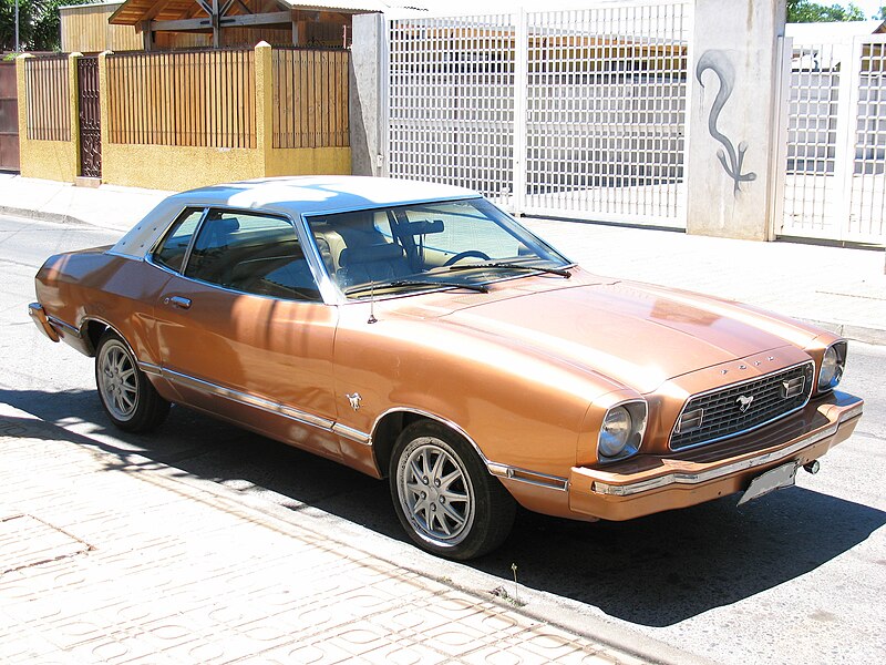 File:Ford Mustang II 1974 (9666292985).jpg