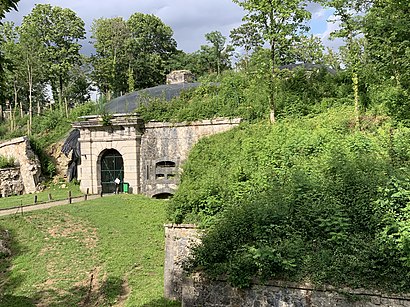 How to get to Fort de Champigny with public transit - About the place