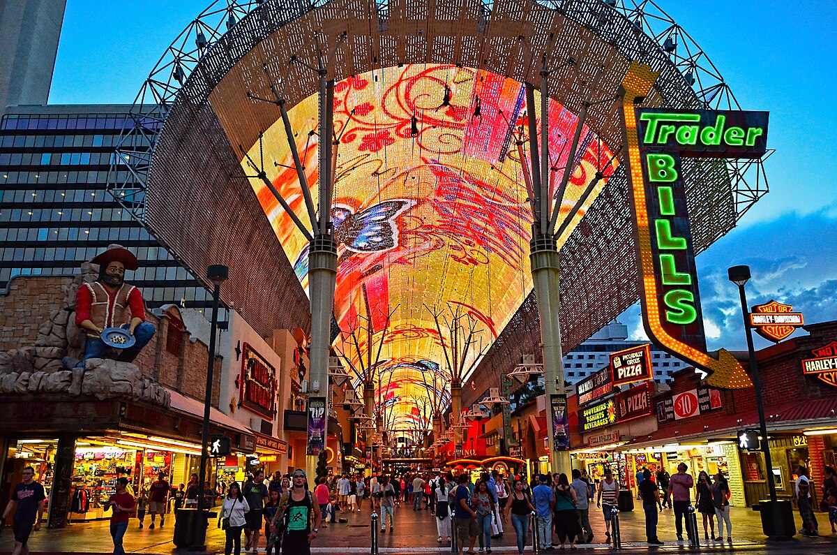 Things to Do on Fremont Street in Downtown Las Vegas - Thrillist