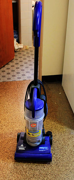 File:Gfp-vacuum-cleaner.jpg