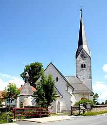 Globasnitz Pfarrkirche Mariae Himmelfahrt 19062007 01.jpg