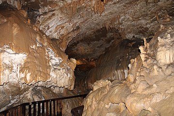 Grottes de Médous 24.jpg