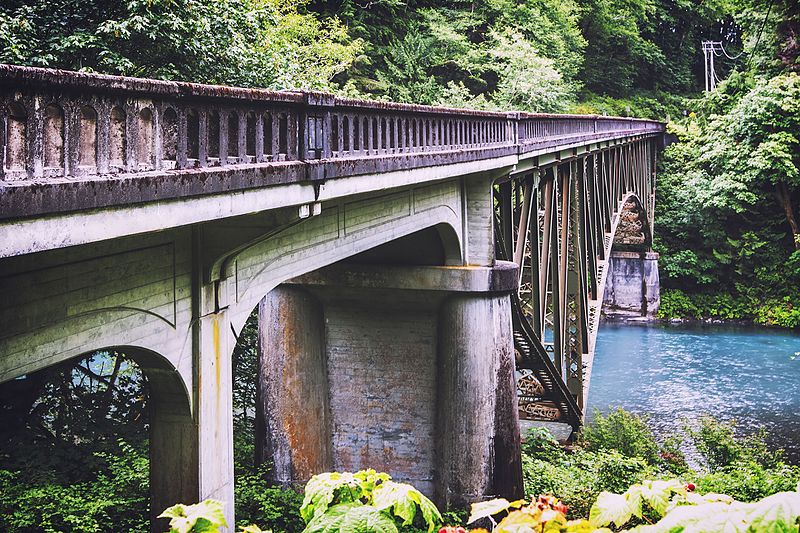 File:Hoh River Bridge.jpg