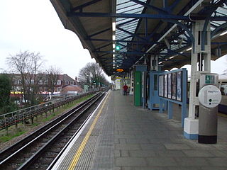 <span class="mw-page-title-main">Hounslow Central tube station</span> London Underground station