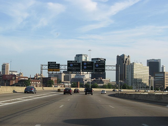 I-20 (cosigned with I-59) approaching I-65 in downtown Birmingham, Alabama, at the interchange that is sometimes referred to as Malfunction Junction
