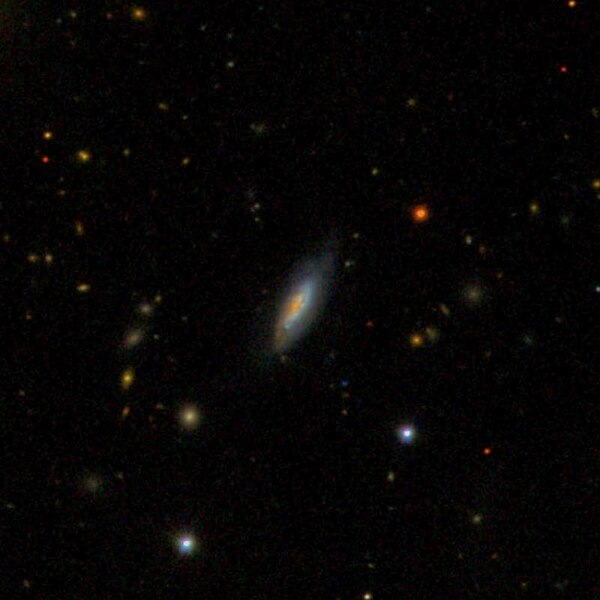 File:IC4040 - SDSS DR14.jpg