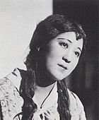 妻・市村菊子の松竹歌劇時代。主演した『散りゆく花』にて（1933年）。