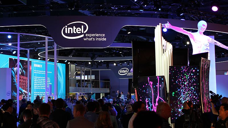 File:Intel CES 2016 booth (24109580979).jpg