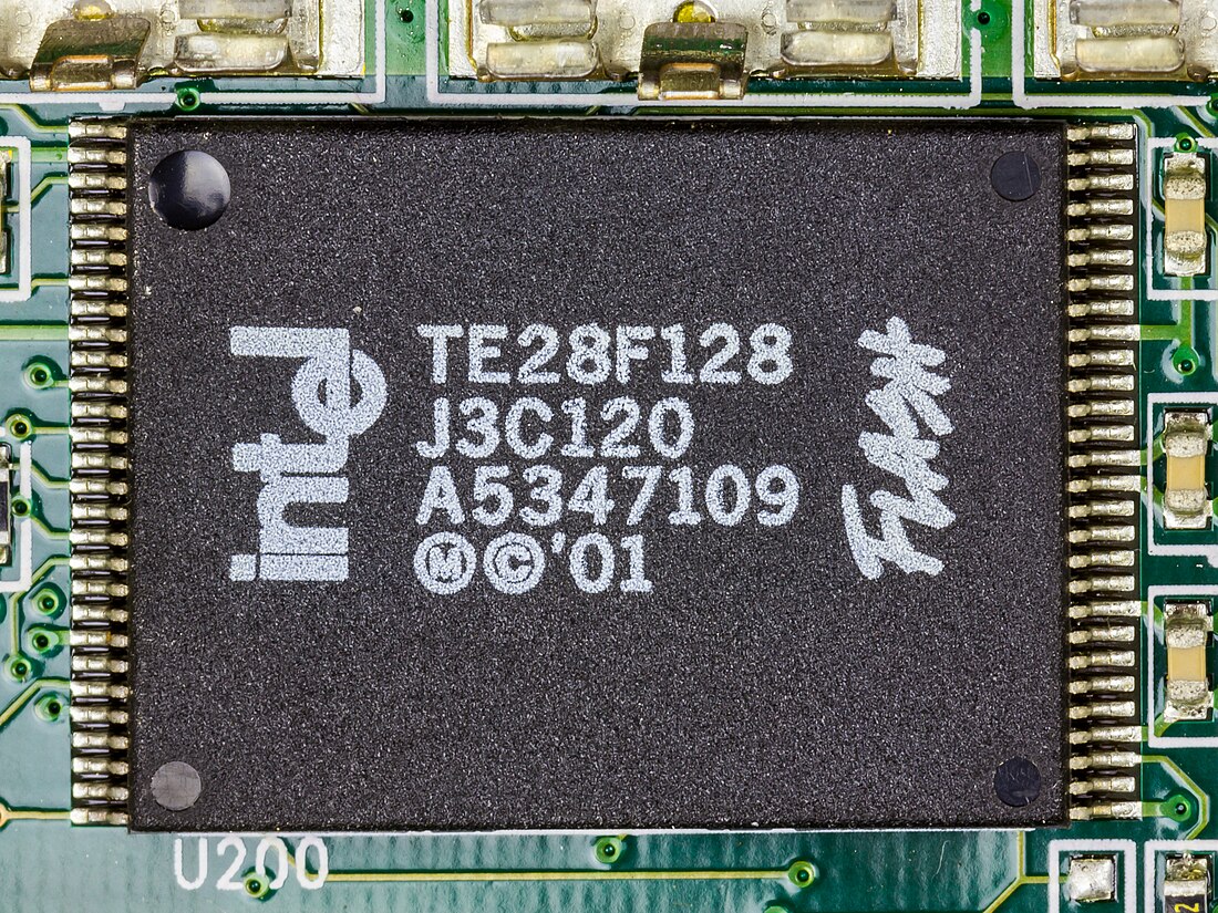 File:Intel TE28F128J3C-120 on mainboard of Surf@home II-8342.jpg