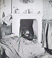 Interior of cabin. Photo: Nordiska museet Interior statarstuga. NM.JPG