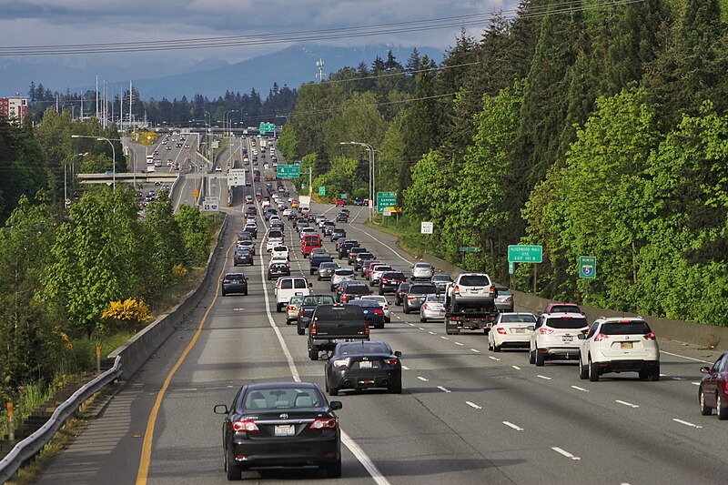 File:Interstate 5 northbound in Lynnwood, WA.jpg