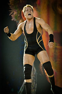 Foto af wrestler Jack Swagger under 2010-udgaven af ​​WWE Tribute to the Troops.