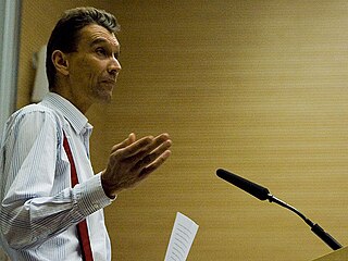 <span class="mw-page-title-main">John Rentoul</span> British journalist