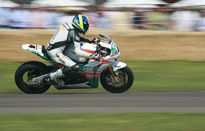 File:Jonathan Rea riding the Honda Fireblade - Flickr - Supermac1961.jpg