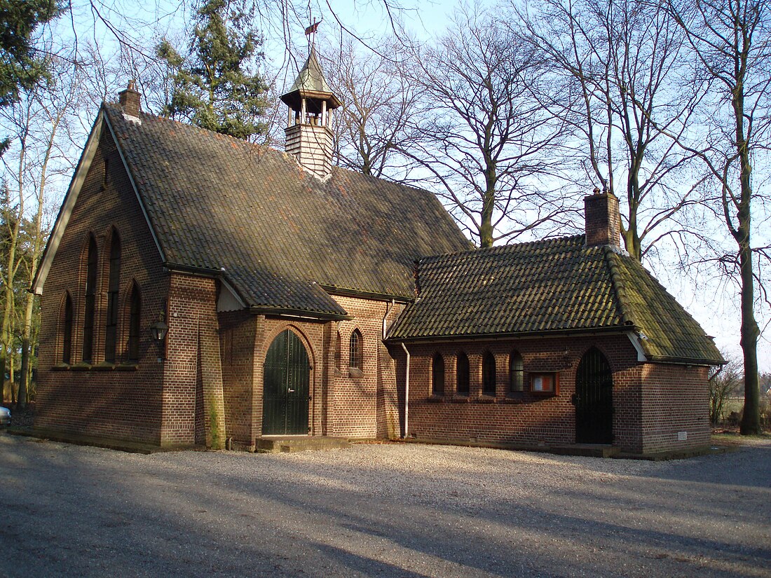 File:Kootwijk gereformeerde kerk.jpg