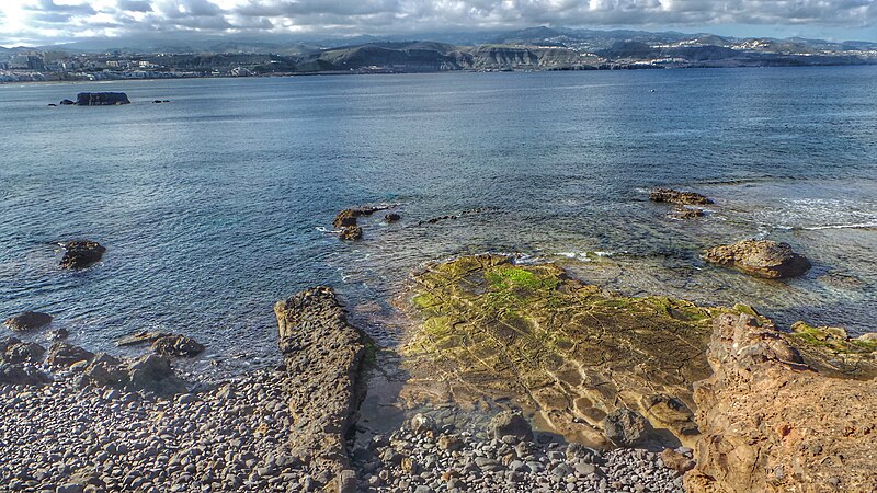 File:La playa del Confital en Las Palmas de Gran Canaria (15617353184).jpg