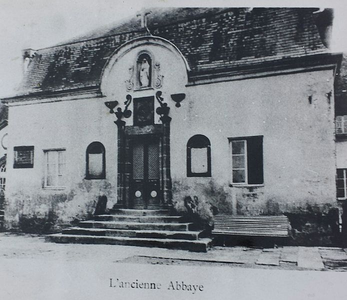 File:Le Bâtiment des Fours Abbaye de Juvigny.jpg