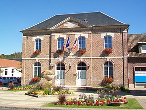Longueil-Sainte-Marie (60), mairie, rue du Grand Ferré.jpg