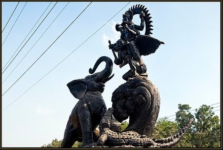 Lord Vishnu with Gaja and Graah