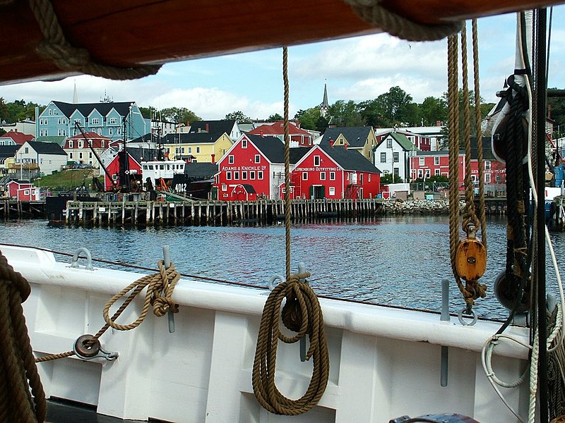 File:Lunenberg May 2012.jpg