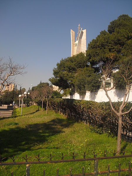 File:Mémorial du martyr (Alger) 10.jpg