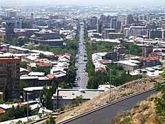 Mashtots Avenue, Yerevan (2008).jpg