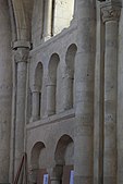 Blendtriforium im Chor