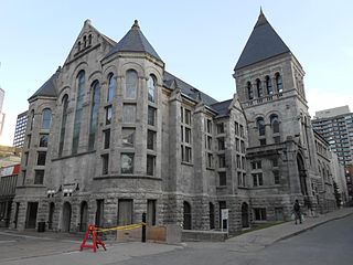 <span class="mw-page-title-main">Redpath Hall</span> Building of McGill University