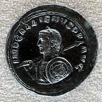 Імператор Галлієн і імператриця Салоніна (на звороті), аверс, медальйон, Національний археологічний музей Флоренції