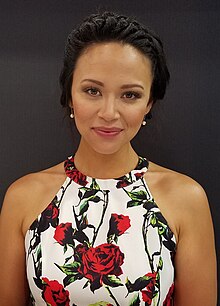 220px-Melissa_O'Neil_2016.jpg