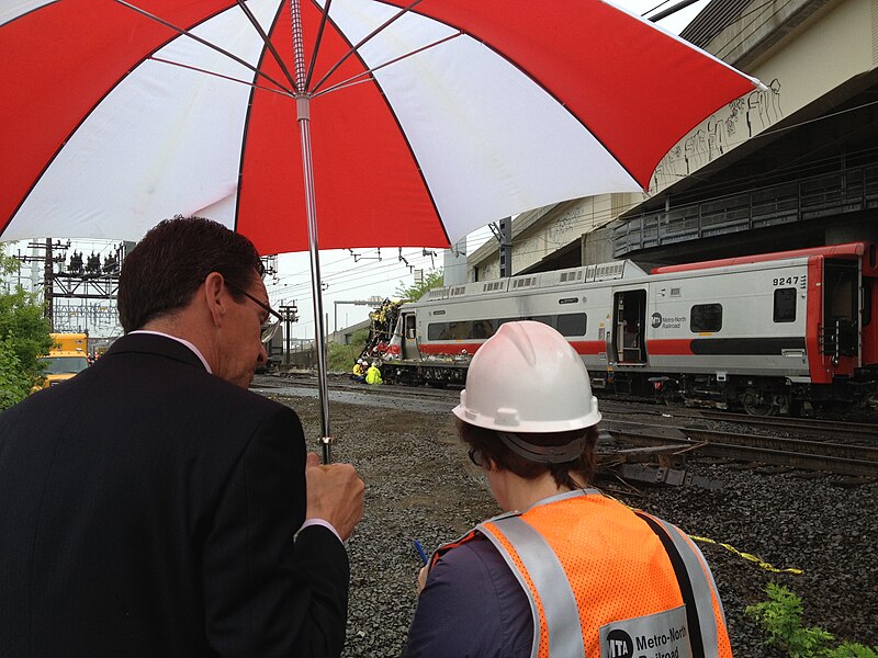 File:Metro-North train derailment and collision (8758057550).jpg