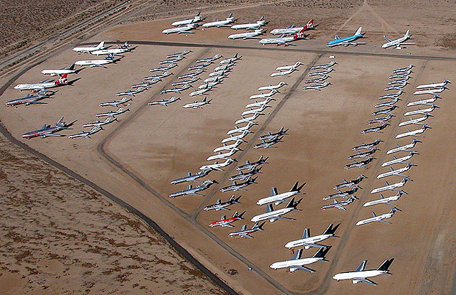 Flugzeuglagerung am Flughafen Mojave