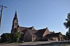 Kirche, Schule und Pfarrhaus der Heiligen Familie