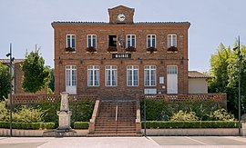 Das Rathaus in Montrabé