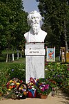 Monument to Tolstoy MonumentTolstoy.JPG