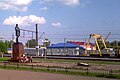 Saslonow-Denkmal (1955) am Bahnhof Orscha[2]