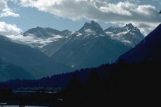 <span class="mw-page-title-main">Garibaldi Volcanic Belt</span> Volcanic chain in southwestern British Columbia, Canada