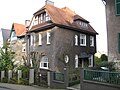 Semi-detached house with enclosure