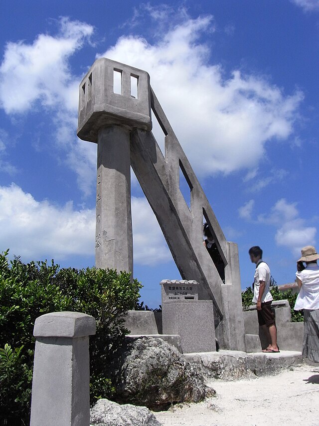 古民家の町屋なごみの塔から竹富島の街並み