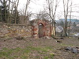 Čeština: Vchod na hřbitov u kostela sv. Bartoloměje v Nečemicích. Okres Louny, Česká republika. English: Entrance to the cemetery near the Church of Saint Bartolomew in Nečemice village, Louny District, Czech Republic.