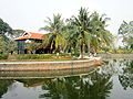 Nhà sàn Bác Hồ trong khu Di tích Nguyễn Sinh Sắc.
