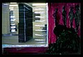 Sender/Receivers 1982, bemaltes und gekratztes Diapositiv einer Innenraumaufnahme, 1982