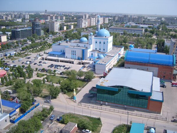 Г актюбинск. Город Актюбинск Казахстан. Актобе центр города. Мечеть Нурдаулет.