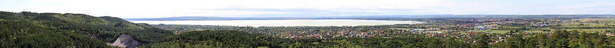 Panorama přes Balaton a Keszthely