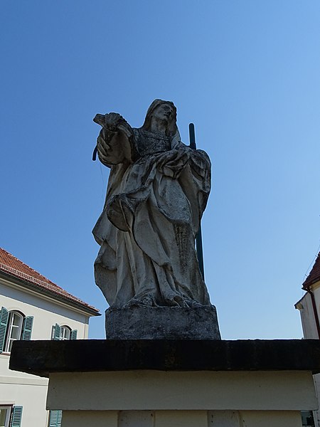 File:Pfk Hitzendorf Kirchhof Figur 01.jpg