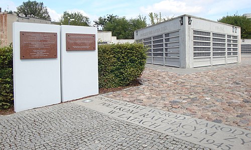 Monument to polish Righteous Among the Nations