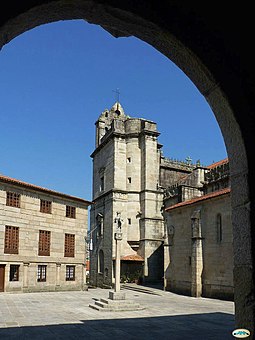Pontevedra-Santa Maria12 (5827519531).jpg