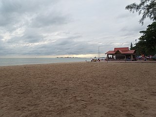 <span class="mw-page-title-main">Puteri Beach</span> Beach in Tanjung Kling, Malacca, Malaysia