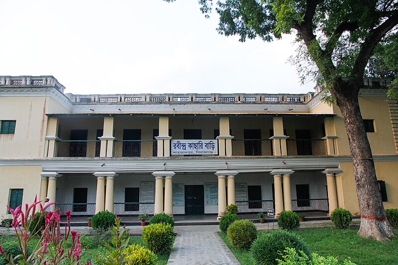 File:Rabindra Kachari Bari, Shirajganj.jpg