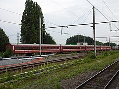 Four trailers housing track workers in Vilvoorde.